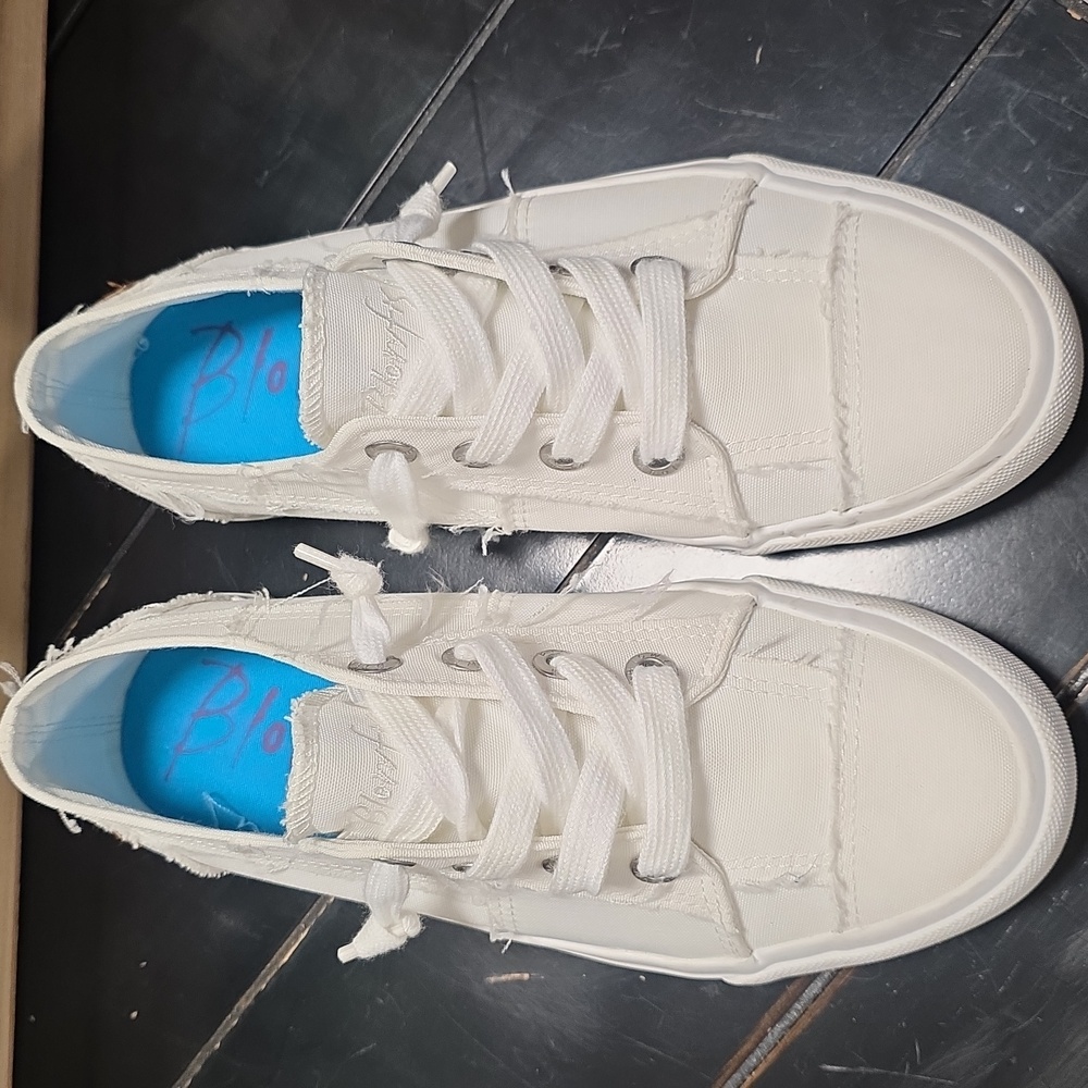 Blowfish Malibu Slip On Sneakers - Picture 2 of 6
